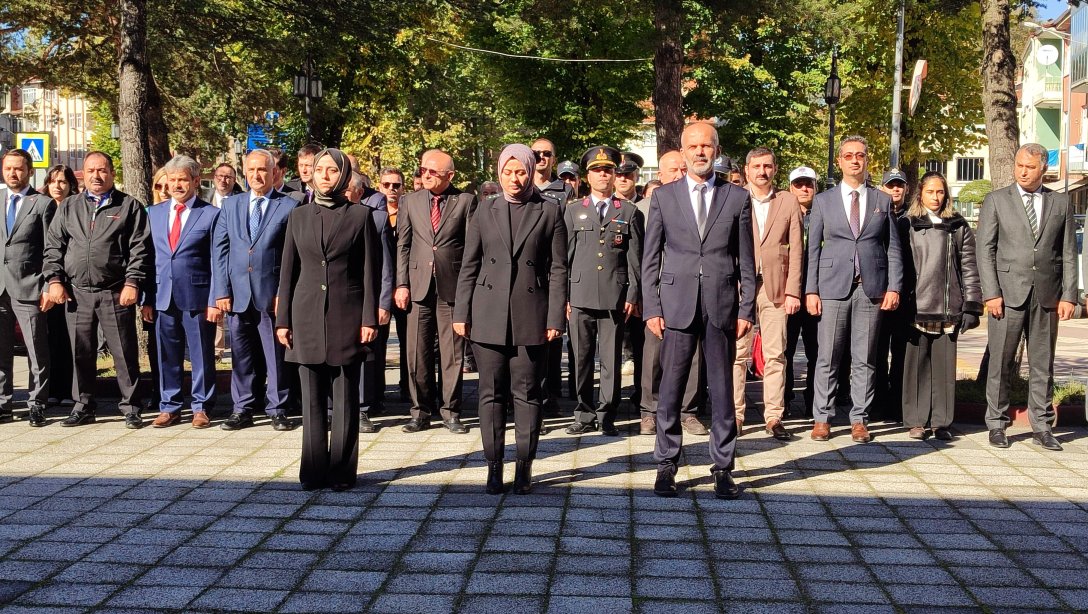 29 Ekim Cumhuriyet Bayramı Çelenk Sunma Töreni